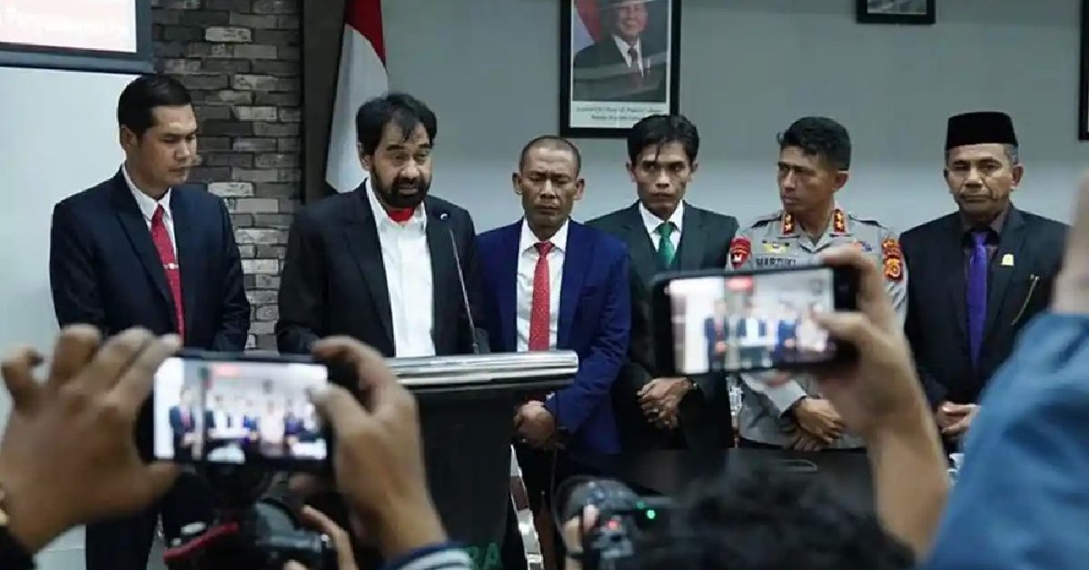 DLHK Aceh | Berita Gubernur Aceh Mualem Resmi Tetapkan Status Darurat Bencana